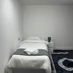 Apartment-Sleep6-Wifi-Family Friendly